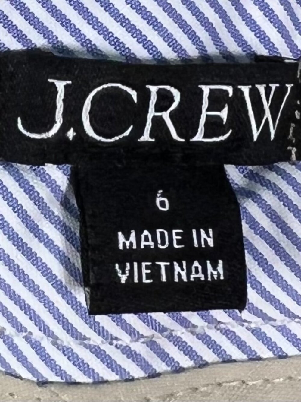 J. Crew 4in Chino Shorts Khaki Size 6 - Picture 4 of 5